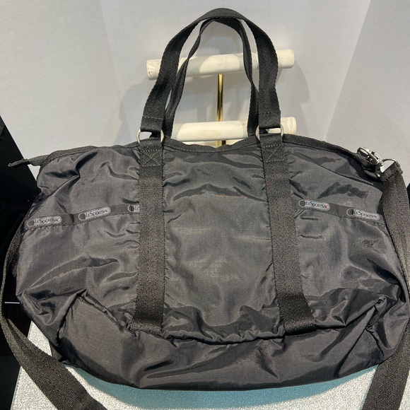 LeSportsac Medium Black Duffel Bag – Silver Buckle Strap Detail – Travel/Gym Bag - Picture 1 of 13